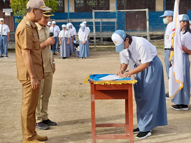 SELAMAT BEKERJA PENGUSRUS OSIS 2023 , TERIMAKASIH PENGURUS OSIS 2022 SELAMAT BEKRJA PENGURUS OSIS PERIODE 2023,TERIMAKASIH PENGURUS OSIS 2022